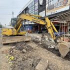 Pemkot Tangerang melakukan penataan trotoar di sepanjang Jalan Kiasnawi, Kelurahan Sukarasa, Kecamatan Tangerang, Kota Tangerang | Foto: Dok. Diskominfo Kota Tangerang